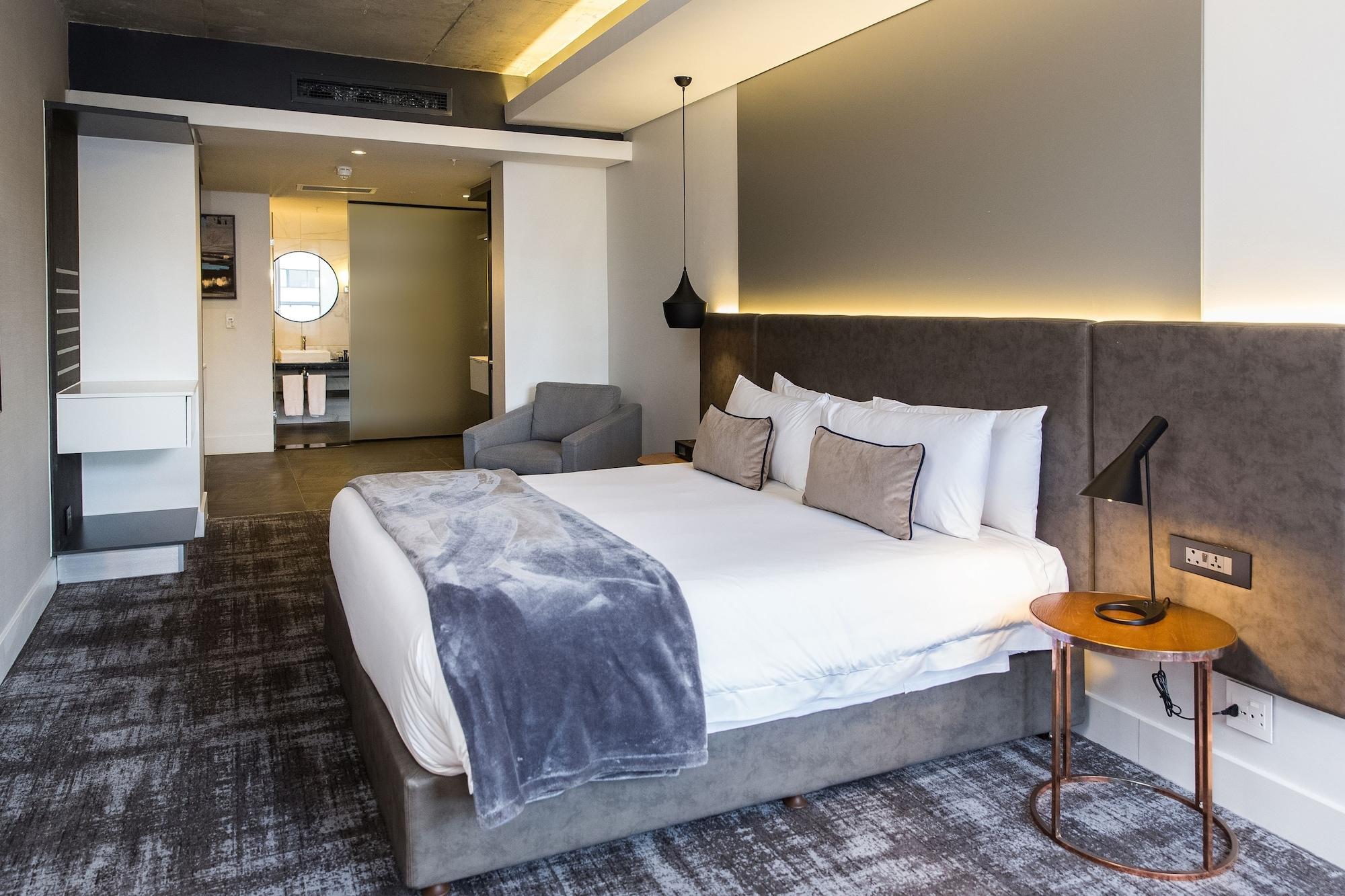 The Capital Mirage Aparthotel Cape Town Exterior photo
